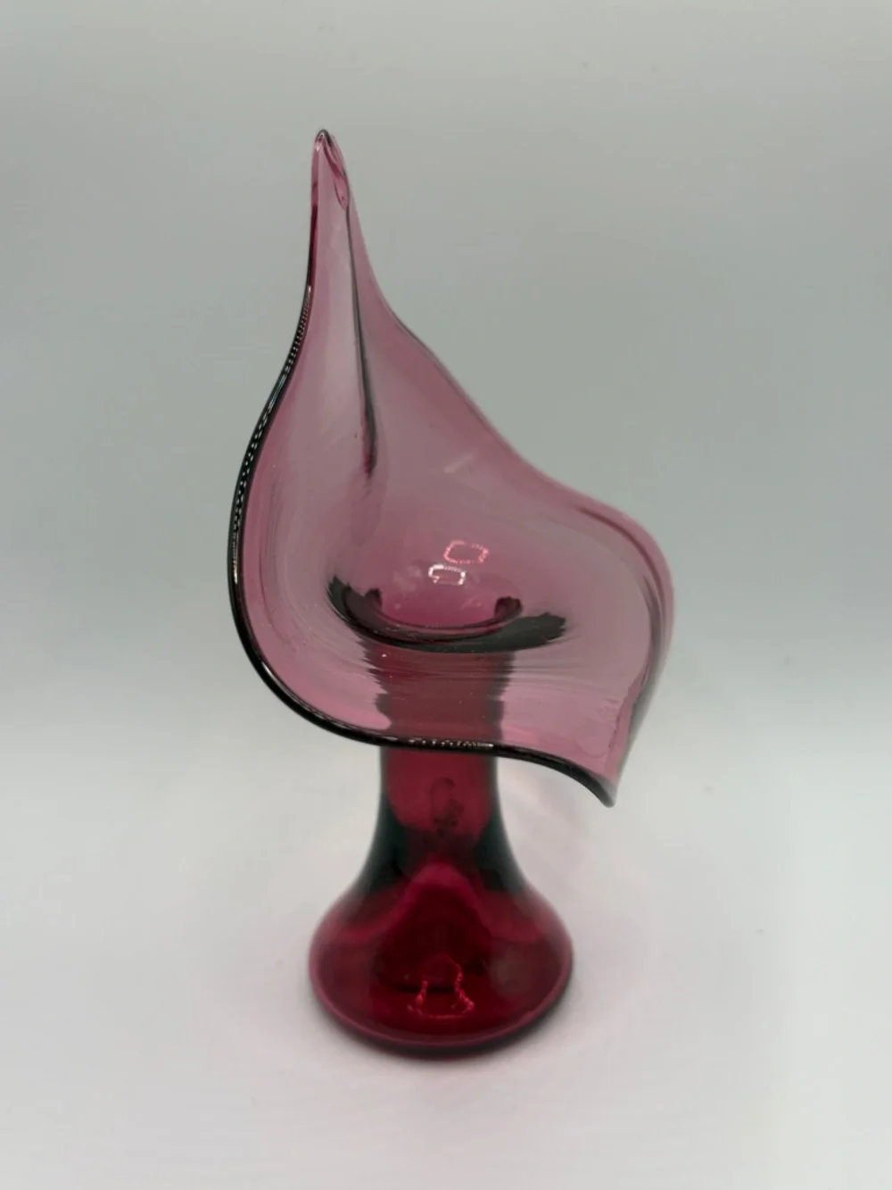 Vintage Jack in the Pulpit Hand Blown Art Glass Vase Vessel Tableware Decor
